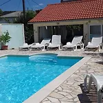 Gvacic Apartament *