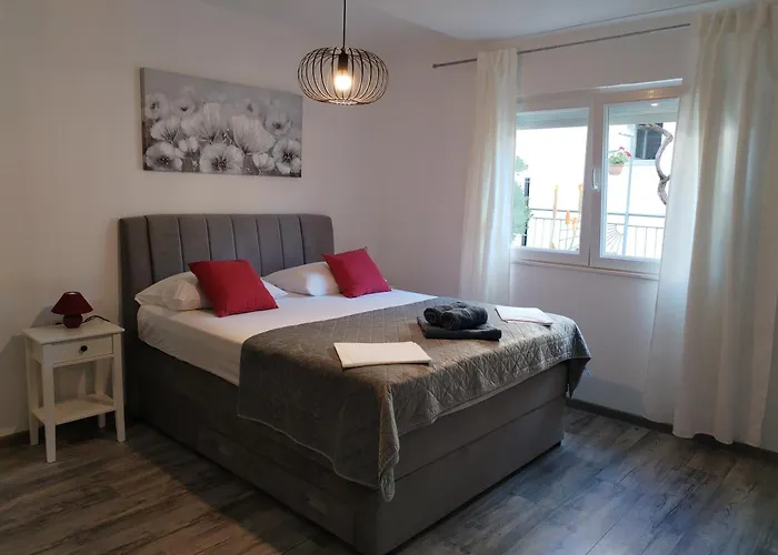 Gvacic Appartement Rab Town